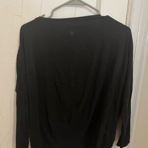 3 Lululemon back in action tshirts